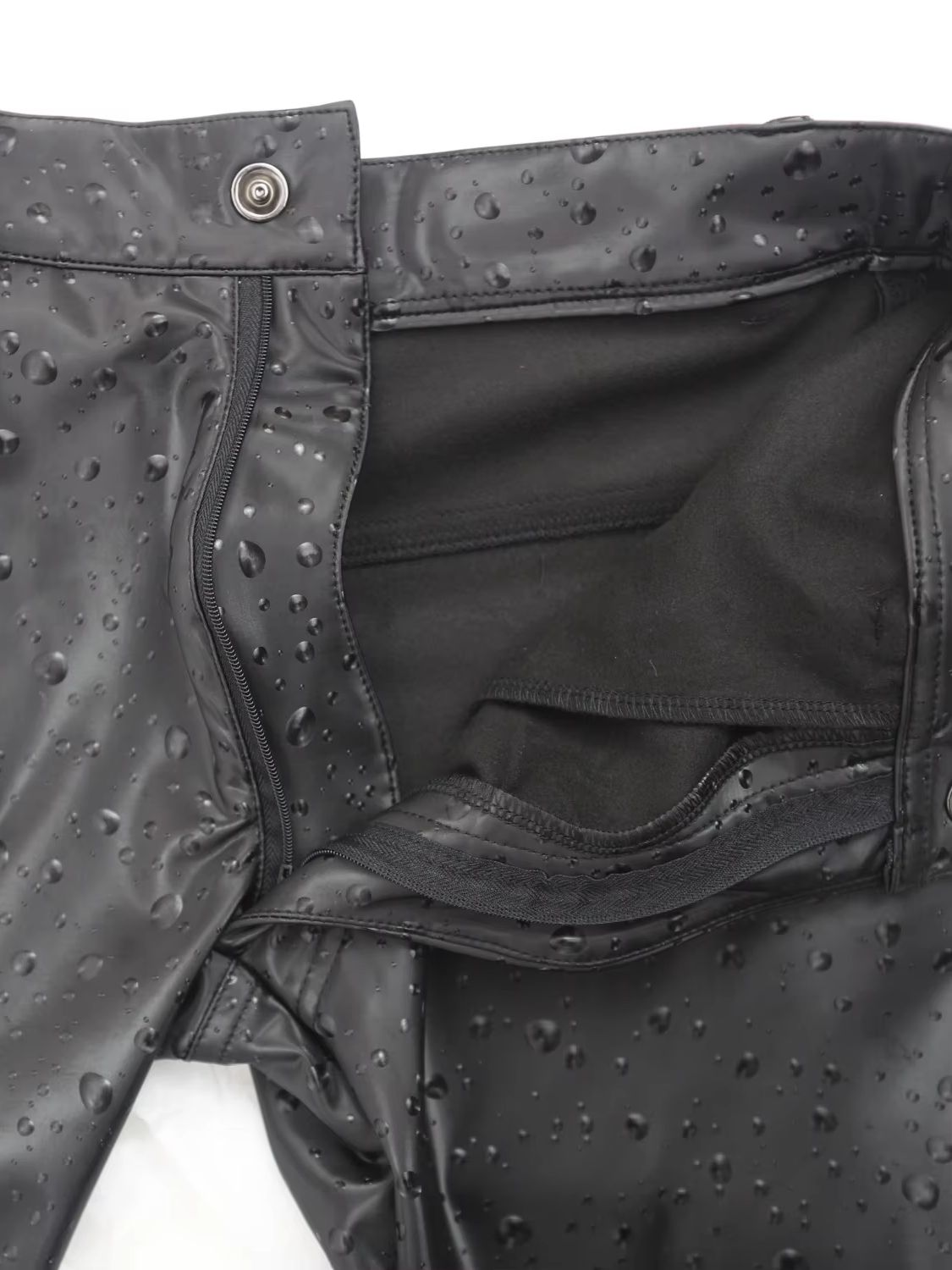 Pantaloni in Pelle PU Elastica - Jeans Pants Fashion Men recensione e prezzo